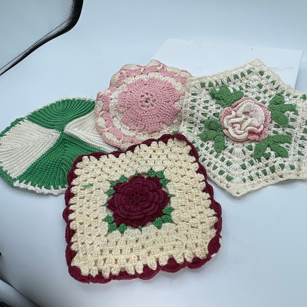 Vintage hand crocheted lot of 4 hot pads